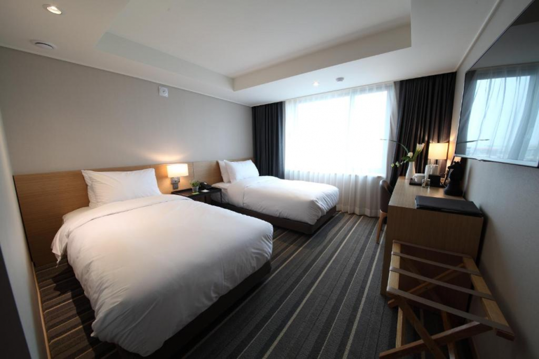 Avon Hotel Gunsan 18/67