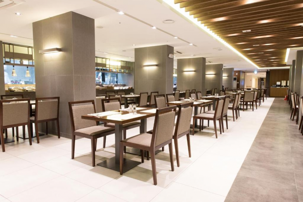 Avon Hotel Gunsan 34/67