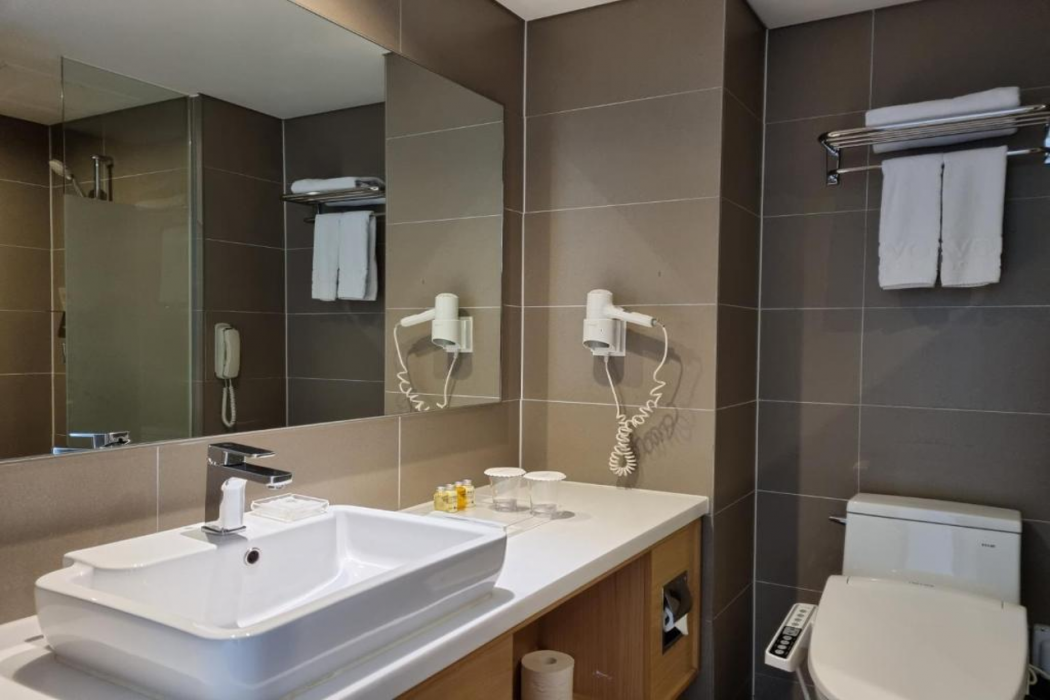 Avon Hotel Gunsan 15/67