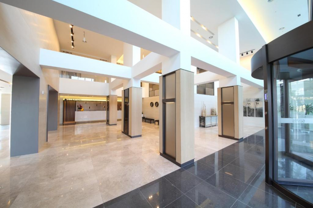 Avon Hotel Gunsan 33/67