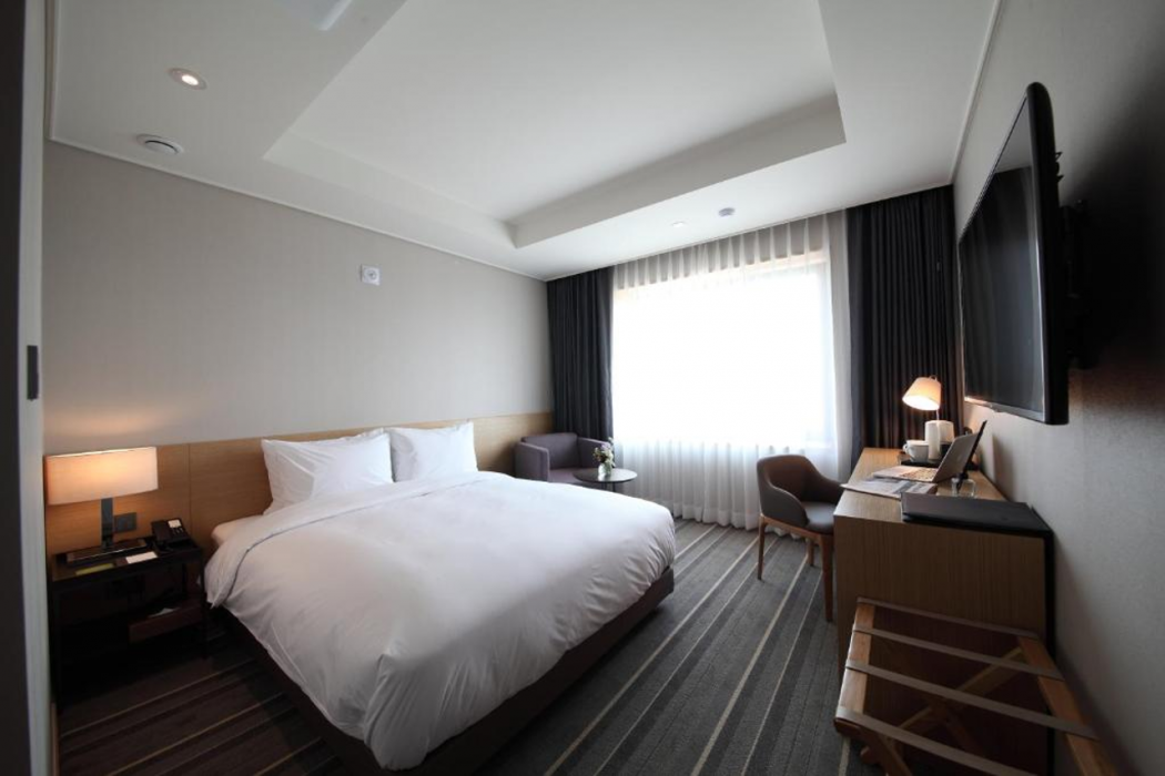 Avon Hotel Gunsan 14/67