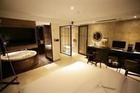 Voll Hotel 37/94