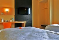 M HOTEL 35/70