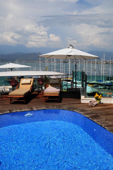 Alesta Yacht Hotel 25/74