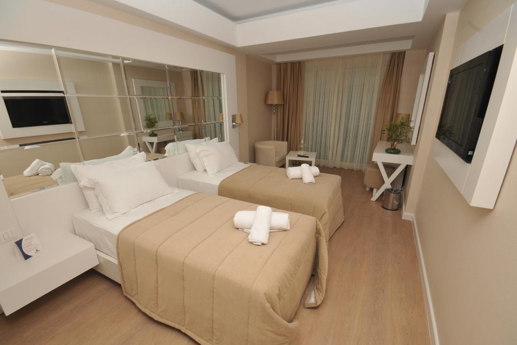 Alesta Yacht Hotel 15/74