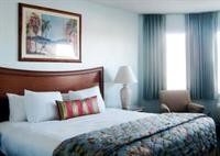 ChartHouse Clearwater Beach Marina Hotel 42/67
