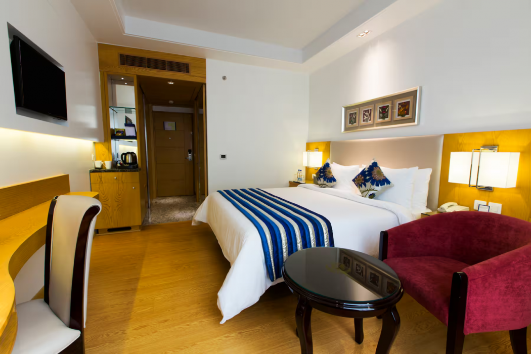 Ramada by Wyndham Ghaziabad Vasundhara 7/53