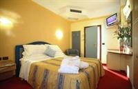 Hotel Soleblu 19/100