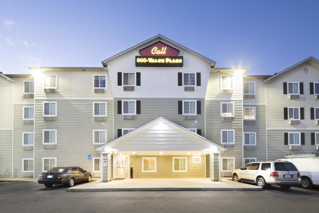 WoodSpring Suites Columbus Fort Benning 19/24