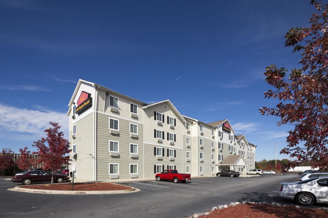 WoodSpring Suites Columbus Fort Benning 22/24