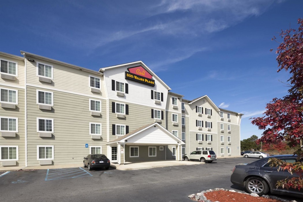 WoodSpring Suites Columbus Fort Benning 23/24
