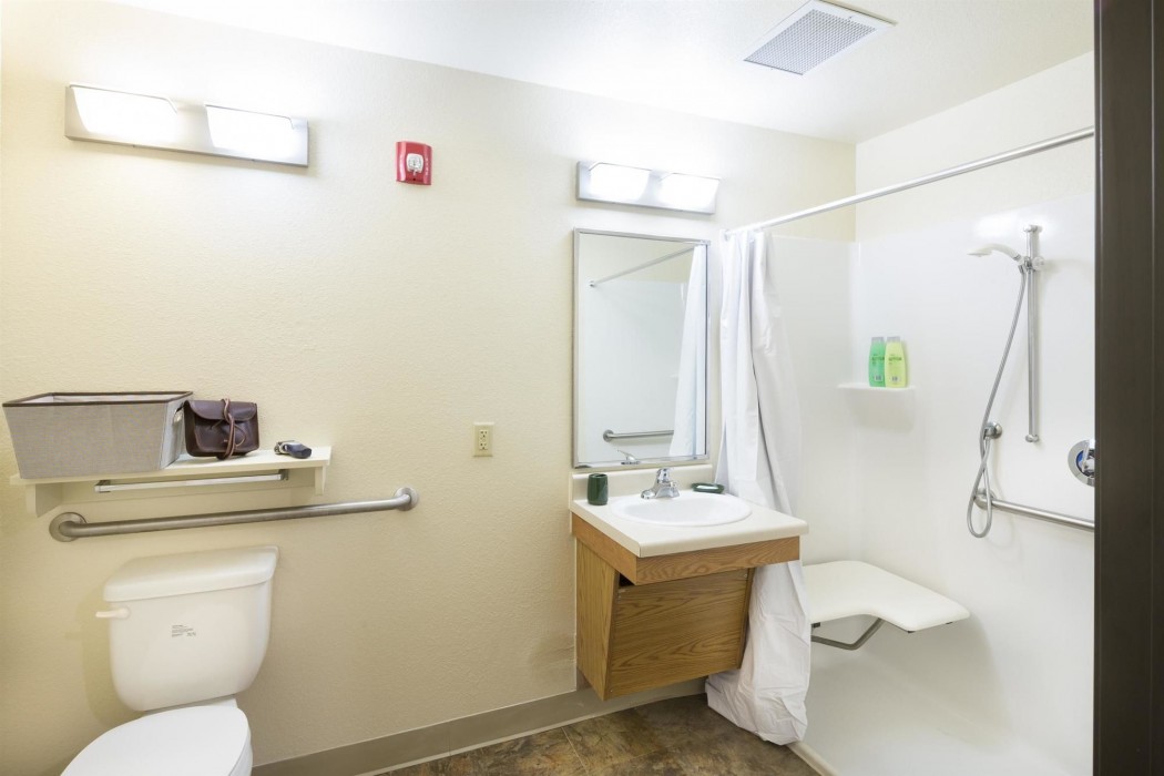 WoodSpring Suites Columbus Fort Benning 16/24