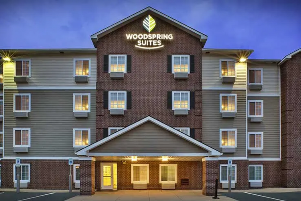 WoodSpring Suites Holland - Grand Rapids 1/10