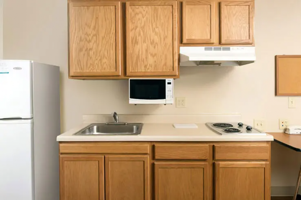 WoodSpring Suites Holland - Grand Rapids 4/10
