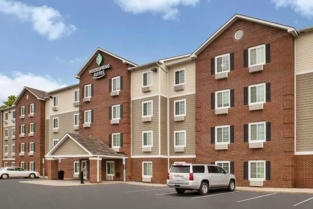 WoodSpring Suites Holland - Grand Rapids 2/10