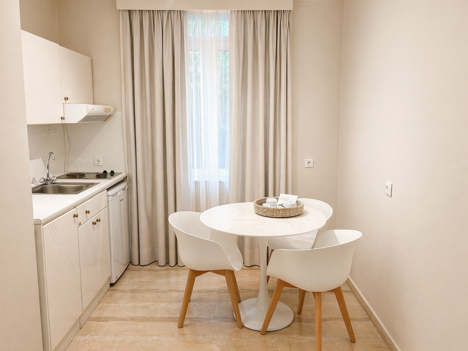 Loriet Hotel 142/191