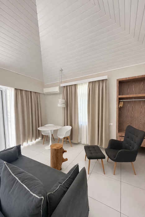 Loriet Hotel 92/191