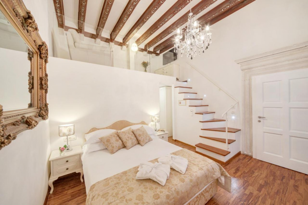 Palmotta Palace 24/68