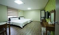 Tamragio Hotel 42/100