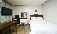 Tamragio Hotel 45/100