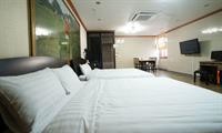 Tamragio Hotel 40/100