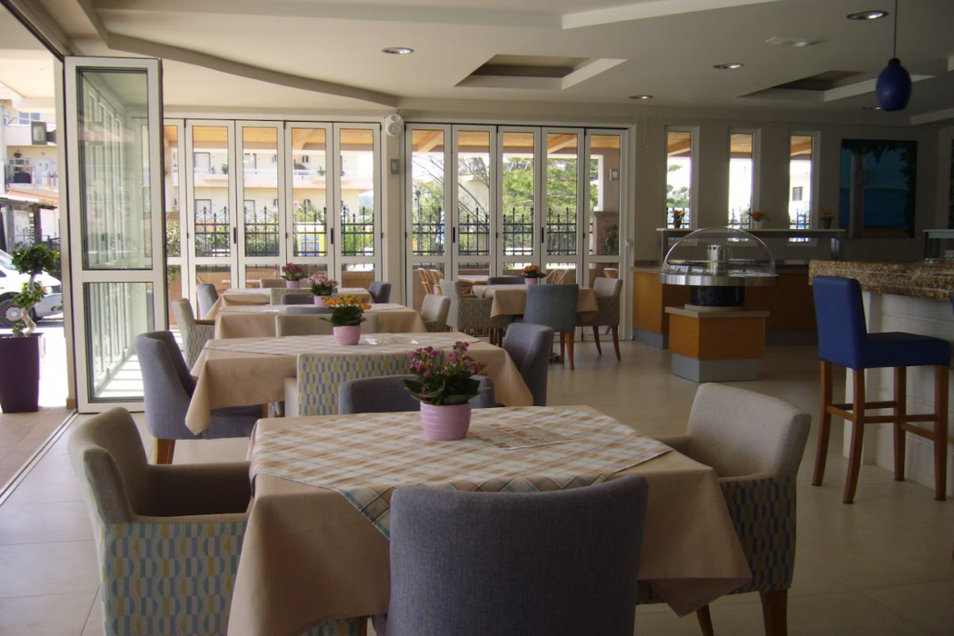Rhodian Rose Hotel 40/58