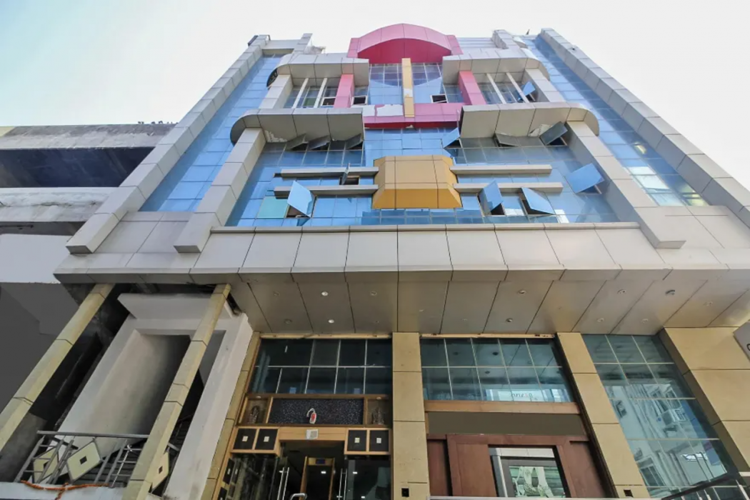 Collection O Hotel Regal Near ISKON TEMPLE , ABIDS 1/55