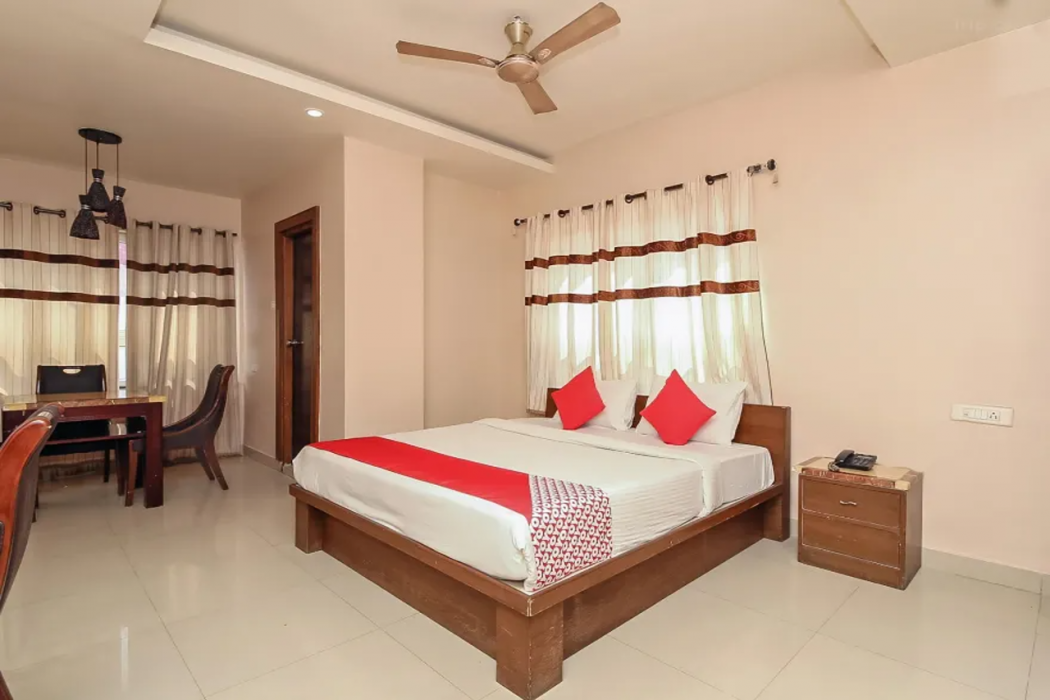 Collection O Hotel Regal Near ISKON TEMPLE , ABIDS 22/55