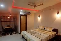 Collection O Hotel Regal Near ISKON TEMPLE , ABIDS 29/55