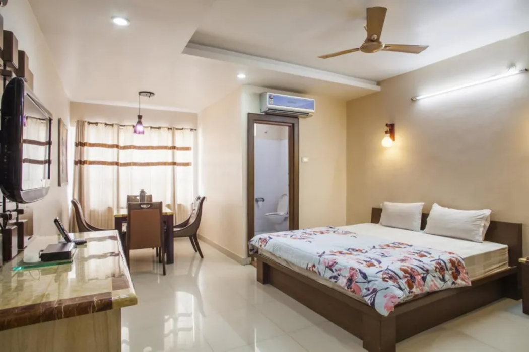 Collection O Hotel Regal Near ISKON TEMPLE , ABIDS 20/55