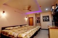 Collection O Hotel Regal Near ISKON TEMPLE , ABIDS 31/55