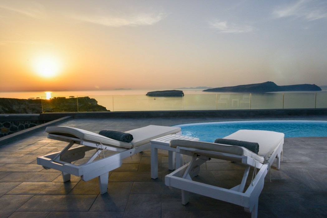 Our Villa Santorini 15/59