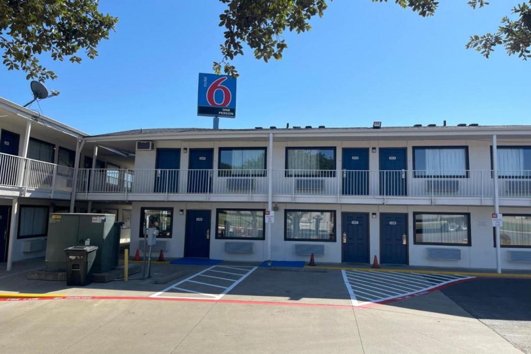 Motel6 Denton, TX - UNT in DENTON - TX