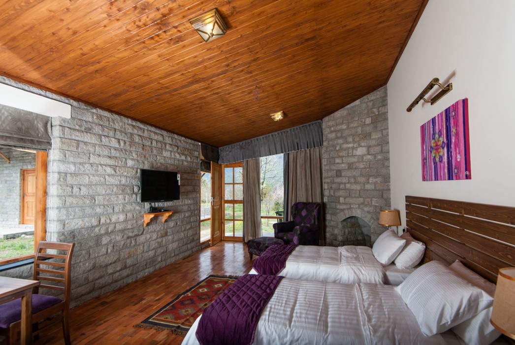 Larisa Resort Manali 77/114