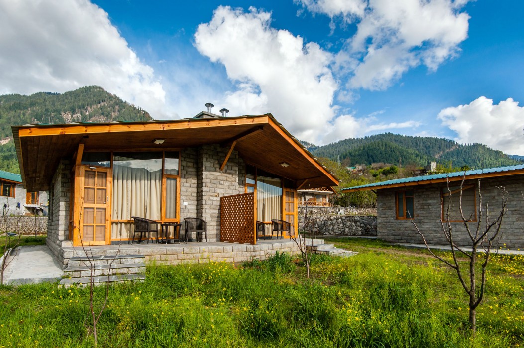 Larisa Resort Manali 76/114