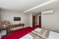 Eskar Hotel 23/78