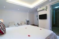Milton Boutique Hotel 45/53