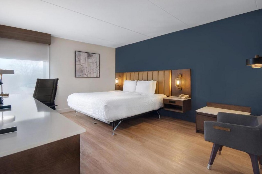 Best Western Plus Meadowlands 12/27