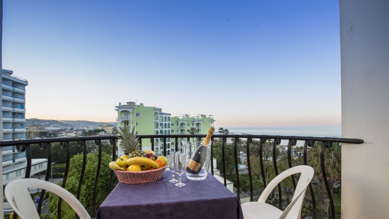 Grand Hotel Excelsior 29/66