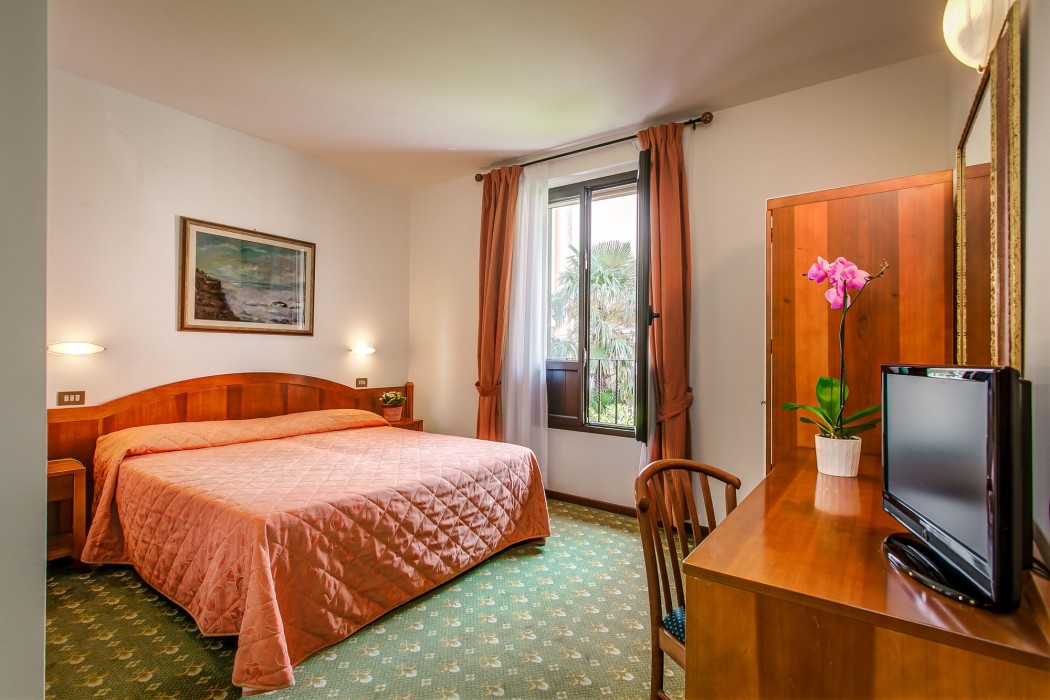 Hotel Arno Bellariva 39/78