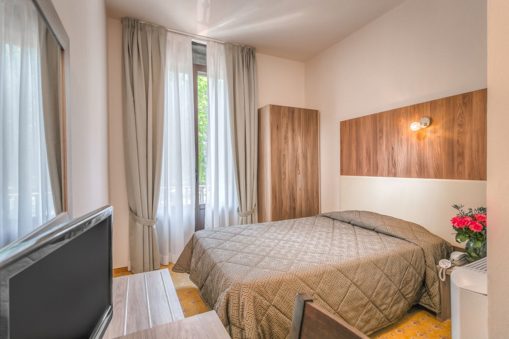 Hotel Arno Bellariva 56/78