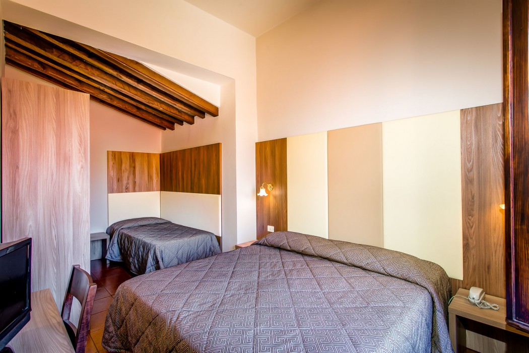 Hotel Arno Bellariva 26/78