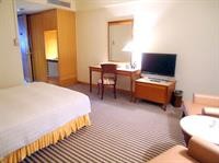 Apollo Hotel 64/83