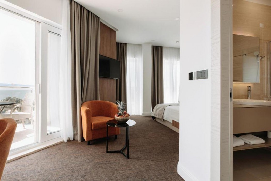 Hotel Fanat 16/76