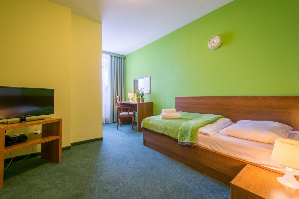 Hotel Slovan 50/100