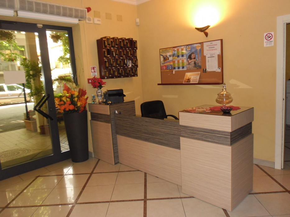 Hotel Busignani 11/23