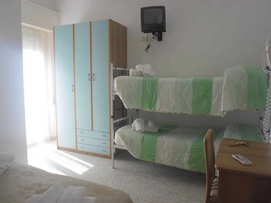 Hotel Busignani 9/23