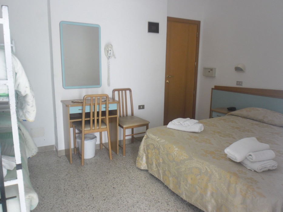 Hotel Busignani 8/23