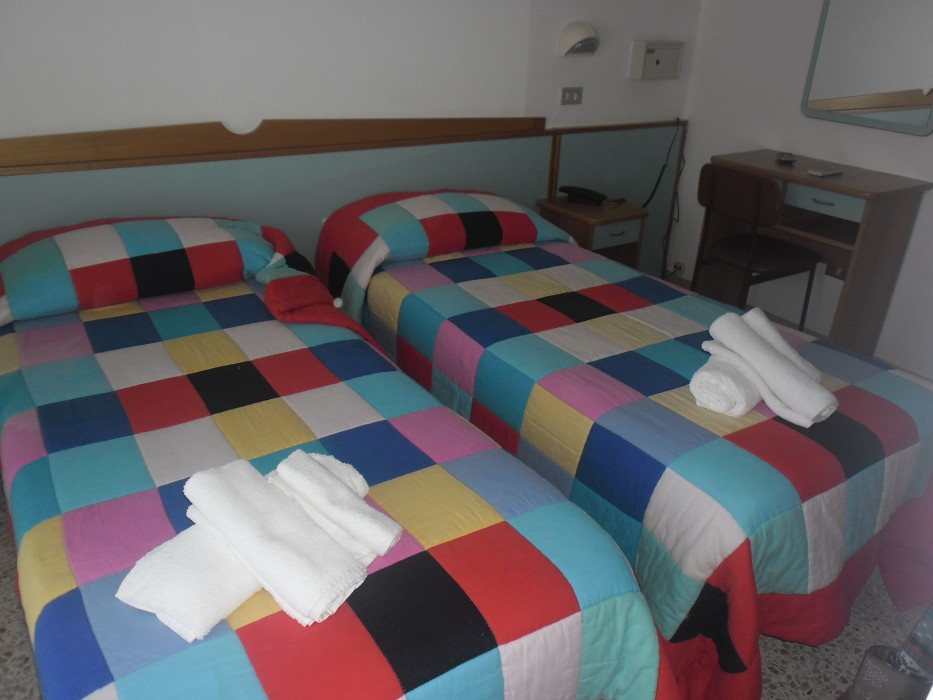 Hotel Busignani 12/23