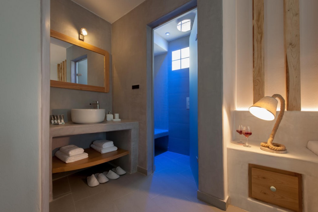 Neptune Luxury Spa Suites 14/72